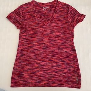 Reebok Red and Blue Vintage Space Dye V Neck Short Sleeve T-shirt size Small